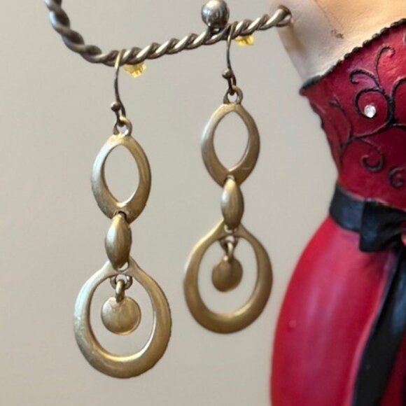 Lia Sophia "ROGUE" Earrings - Picture 3 of 6